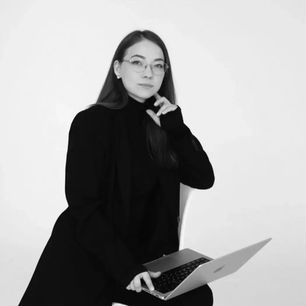 Елена Лобикова